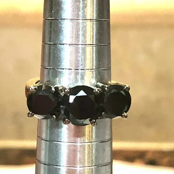 Genuine 2 CTs of 3 Black Diamonds 925 Sterling Silver Ring - Picture 6 of 12